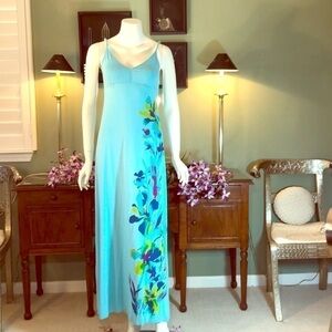 EUC-LIGHT teal blue maxi lovely floral print front